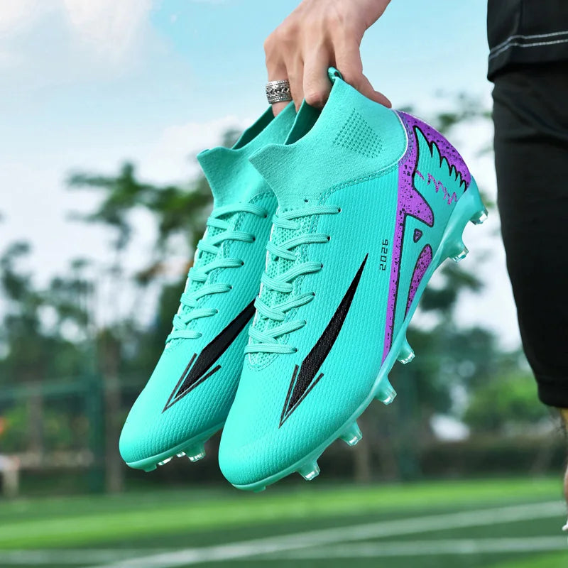 Nouvelles chaussures de football pour hommes, chaussures de football en salle de haute qualité, chaussures de sport, futsal, cheville haute, antidérapantes, ultralégères, antidérapantes pour l'extérieur