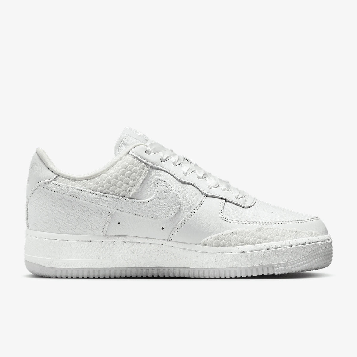 Nike Authentic Air Force 1 AF1 Sneakers classiche da donna con suola spessa HV6011-111