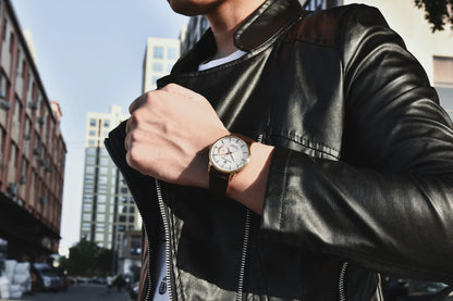 Relógio Casual de Quartzo para Homem PAGANI DESIGN, Luxo Leve, Versátil, Vidro Revestido, Impermeável, Mostrador em Aço Inoxidável e Indicação de Data