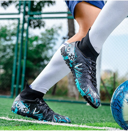 Chaussures de Football pour hommes et femmes, chaussures d'extérieur AG/FG, bottes de Football respirantes, ultralégères, antidérapantes, chaussures d'entraînement de Futsal