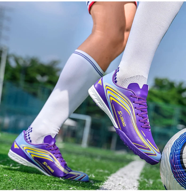 Nouvelles chaussures de football pour hommes, crampons de terrain antidérapants, chaussures de football pour l'entraînement, baskets de haute qualité, futsal, intérieur, vente chaude, extérieur
