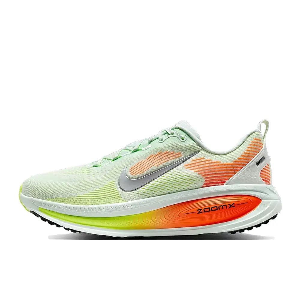 Nike Vomero 18 – odpruženie, opora, nízka hmotnosť, ideálne na beh a chôdzu, pohodlné unisex bežecké topánky HM6803-402