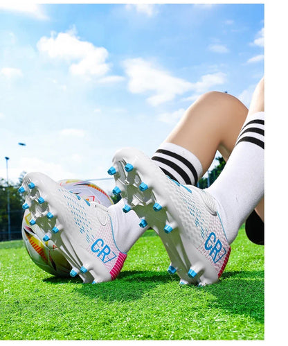 Nouvelles chaussures de football pour enfants, chaussures de sport d'extérieur, chaussures de football pour garçons et filles, chaussures de football à boucles, chaussures de futsal, pointures 28-39